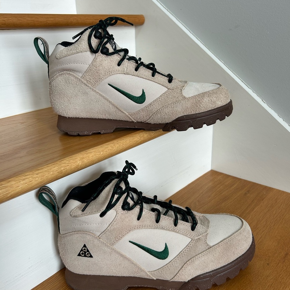 Nike ACG Torre Mid Waterproof Boots